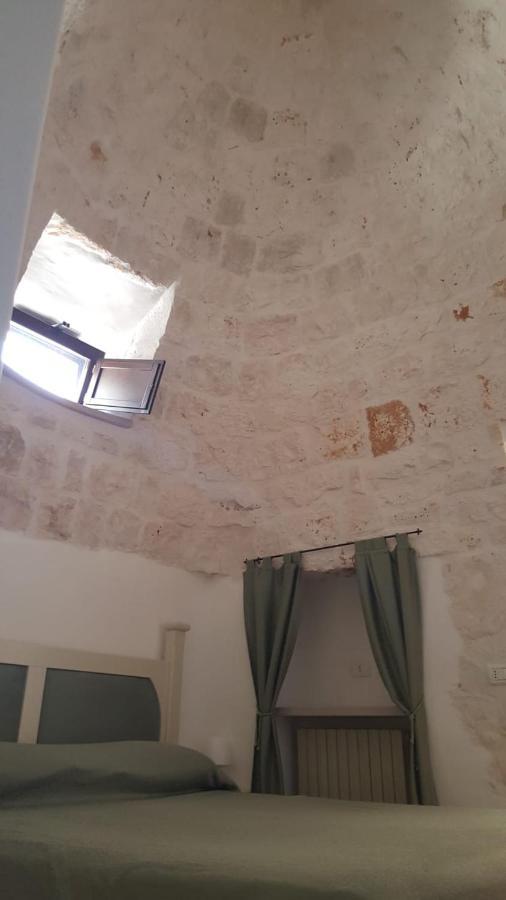 Trullo Sonia Nella Valle D'Itria Di Cisternino Villa Luaran gambar